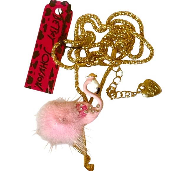 Flamingo Pendant Necklace - Picture 1 of 2